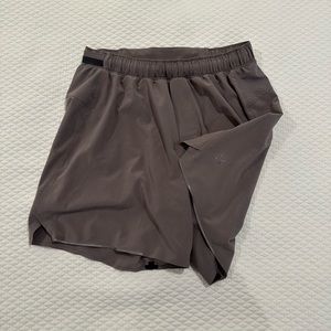 Men’s lululemon surge shorts, 5”